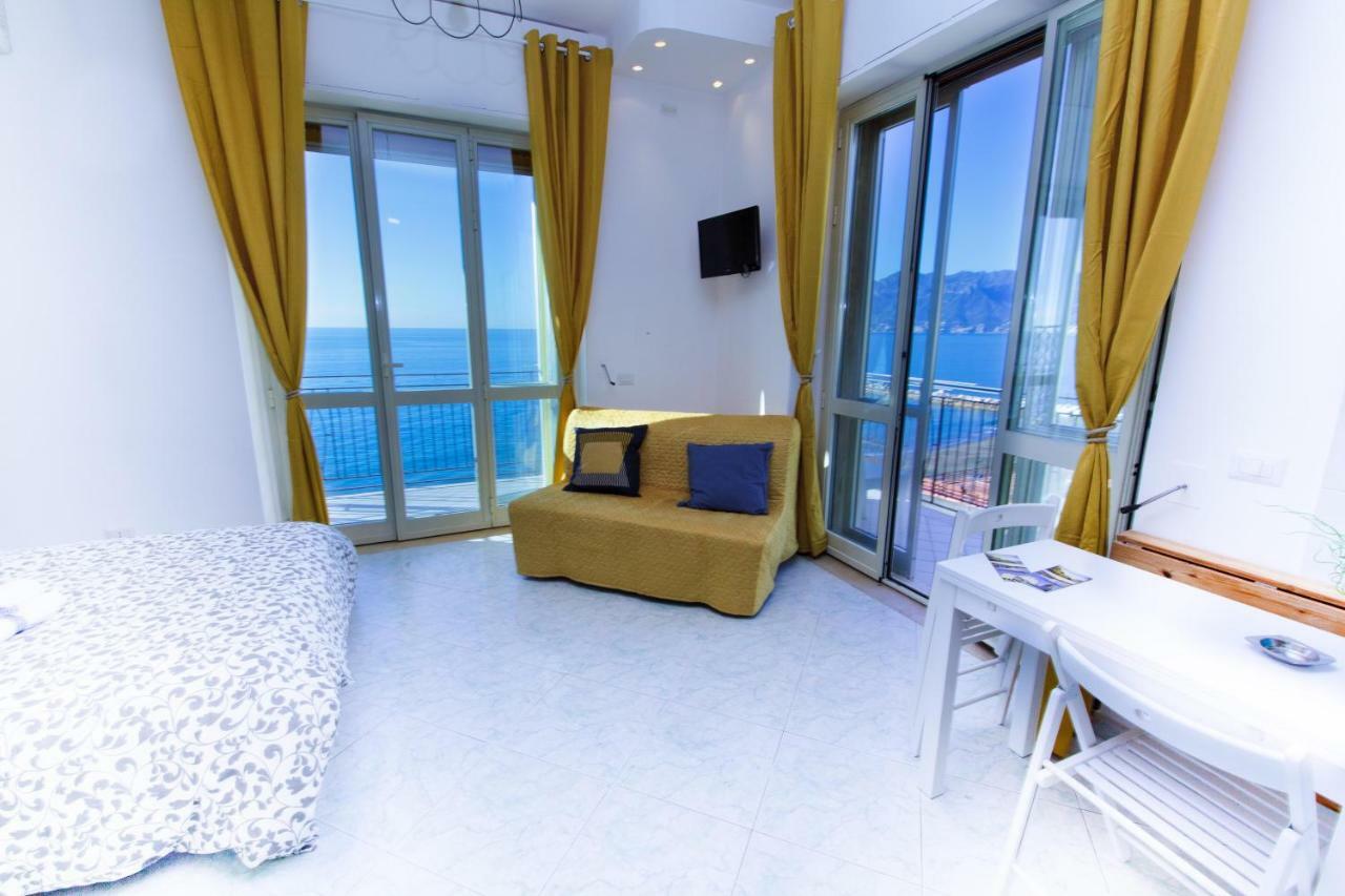 On The Beach Sea-View&Kitchen In Room Salerno Exterior photo